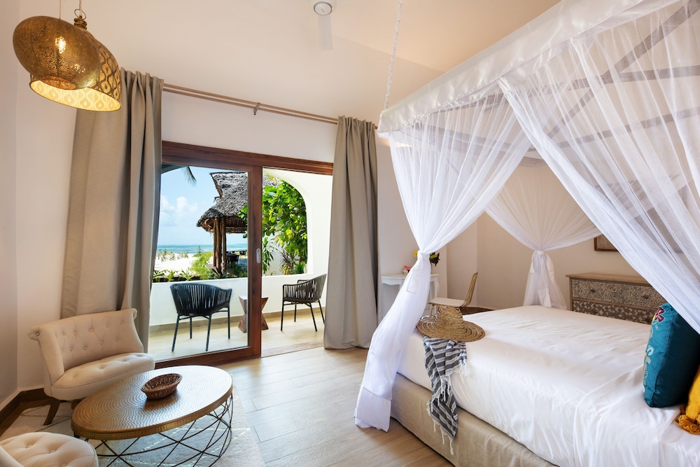 Deluxe Room, Ocean View - Photo 10