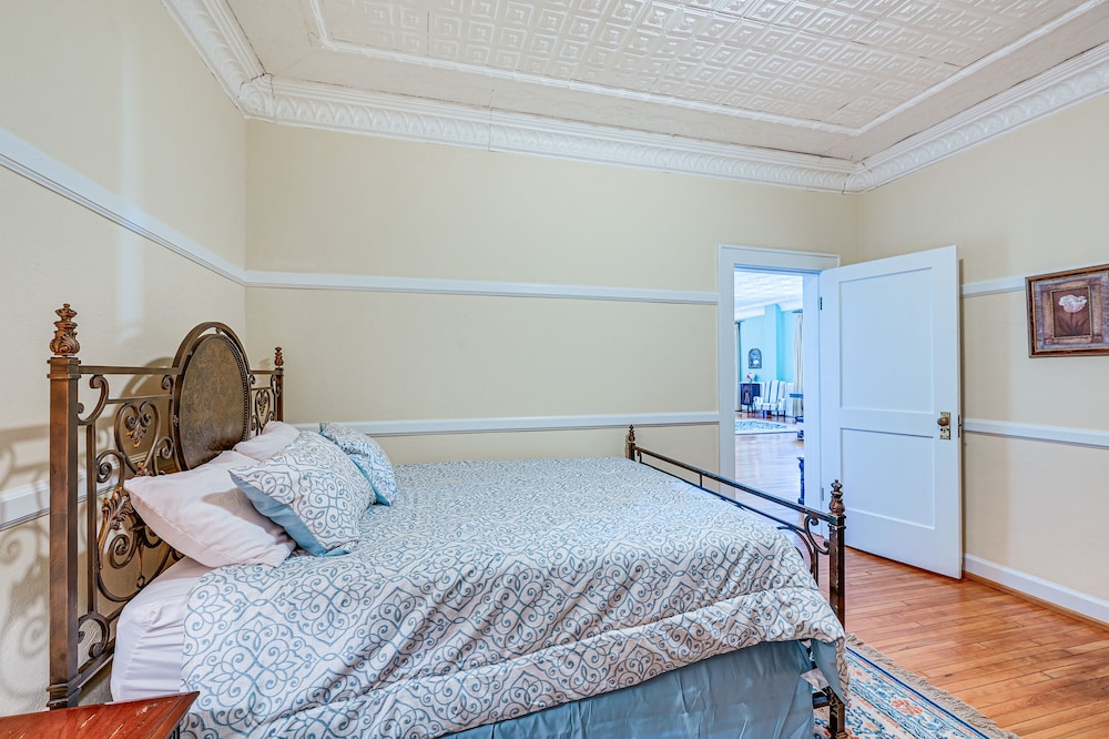 Apartment (2 Bedrooms) photo 2