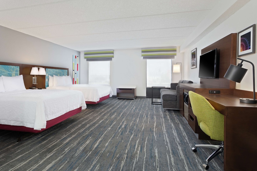 Studio, Two Queen Beds, Accessible