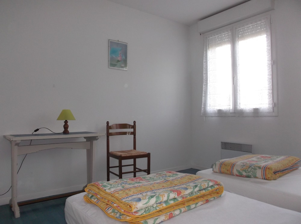 House, 3 Bedrooms photo 1