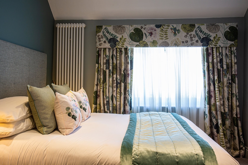 Standard Double Room - Photo 7