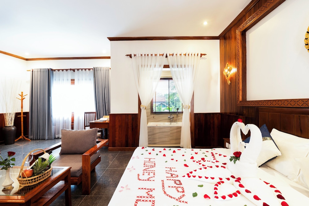 Landmark Room - Photo 8