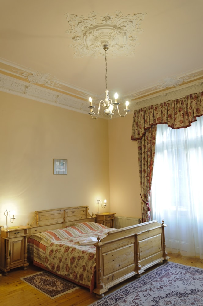 Double or Twin Room photo 2