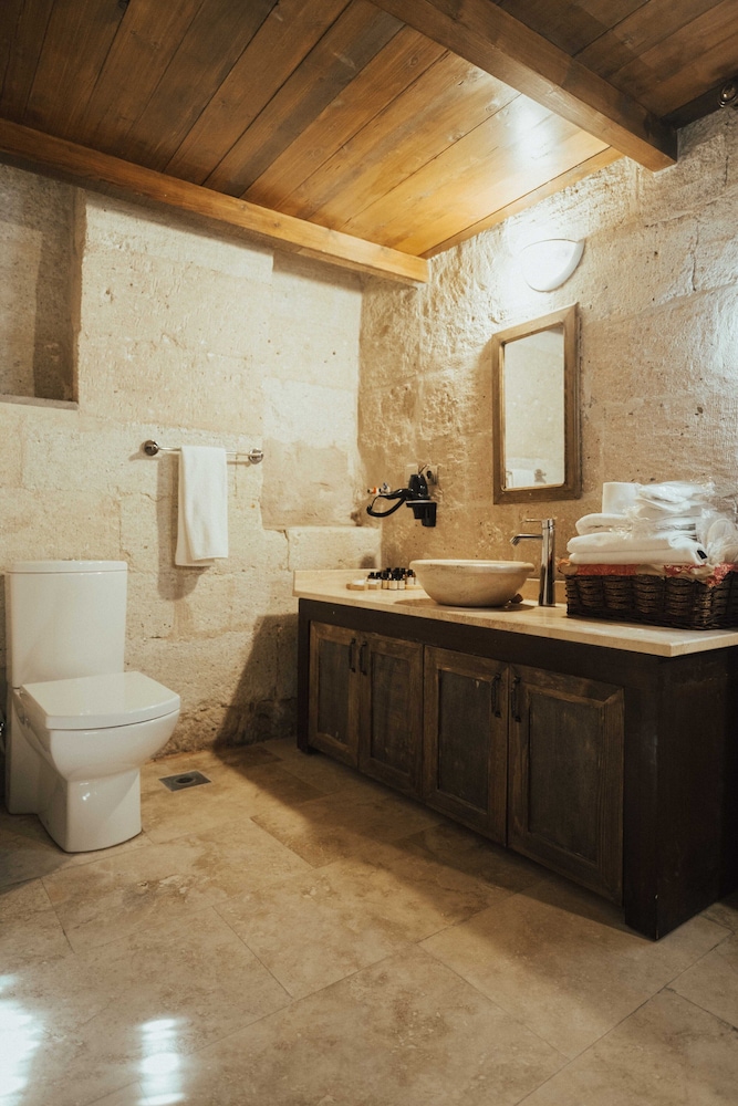 Family Suite - Photo 8