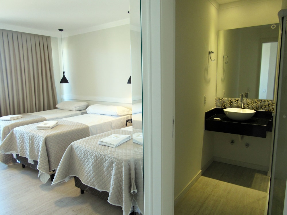 Quarto triplo Standard sem sacada - Photo 1