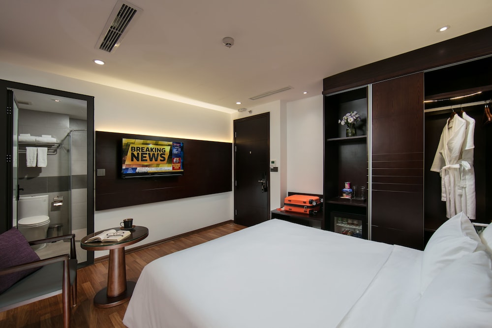 Deluxe Double Room, Courtyard View