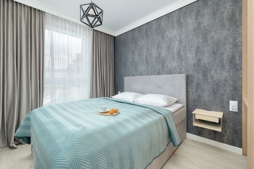 Apartment, 1 Bedroom, Balcony, Beachside