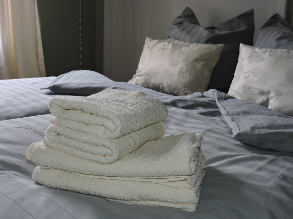 Classic Double Room, Shared Bathroom