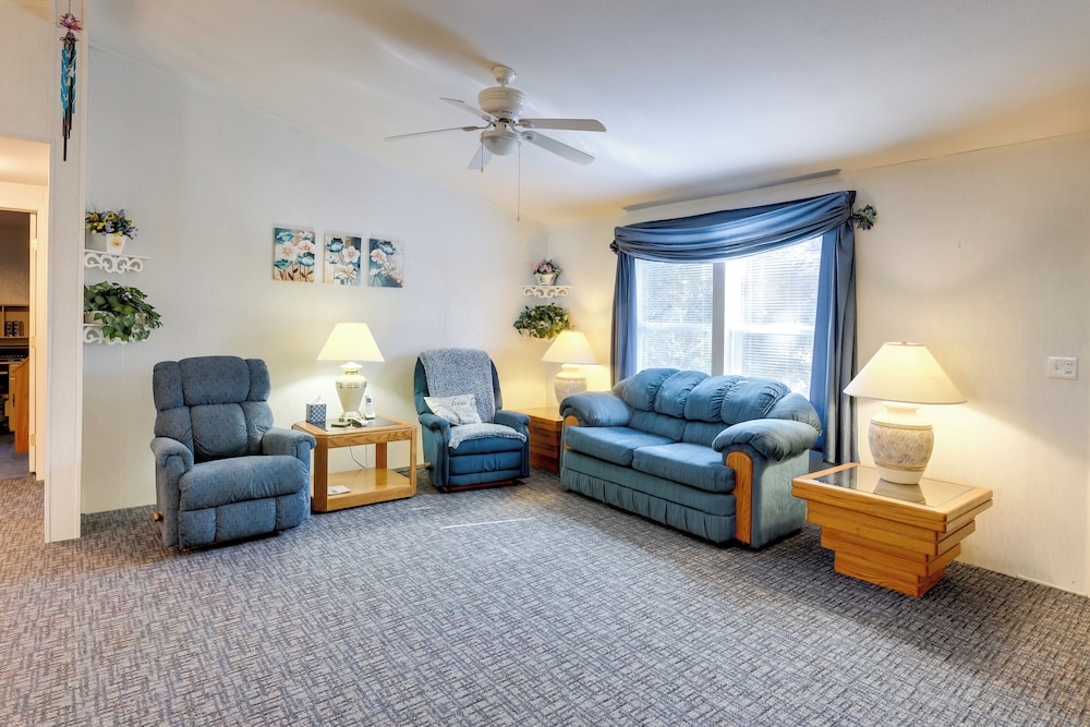 House (2 Bedrooms) photo 1