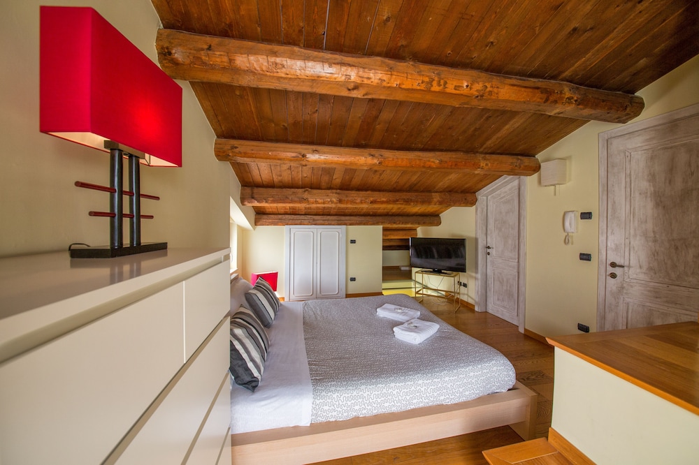 Suite photo 1
