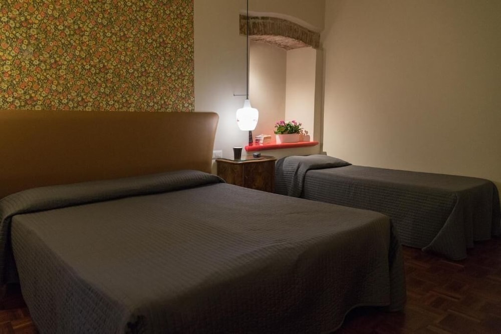 Triple Room - Photo 2