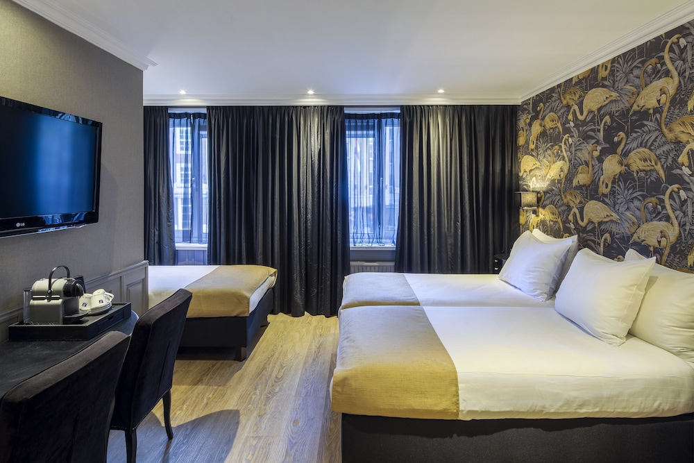 Triple Room, 3 Twin Beds photo 1