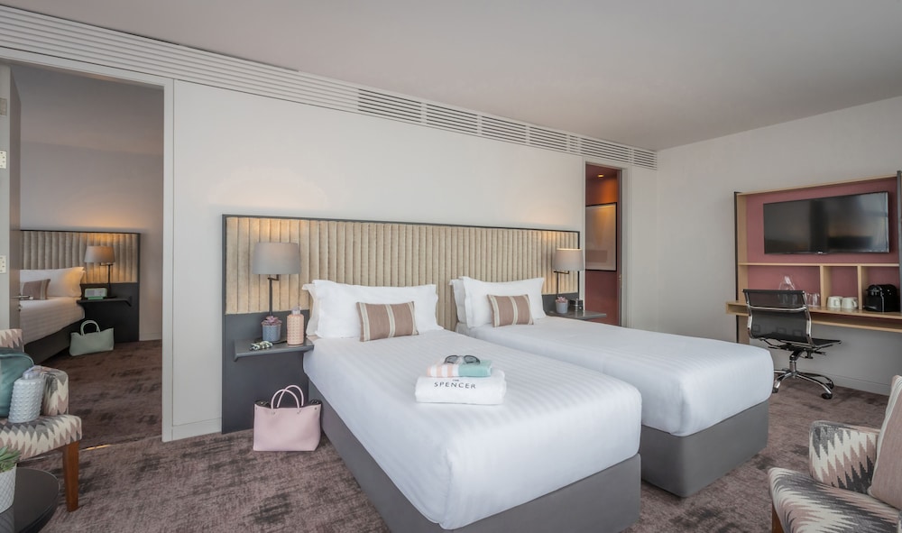 Deluxe Quadruple Room - Photo 1