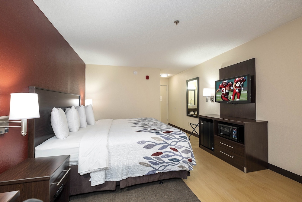 Superior Room, 1 King Bed, Non Smoking - Photo 1