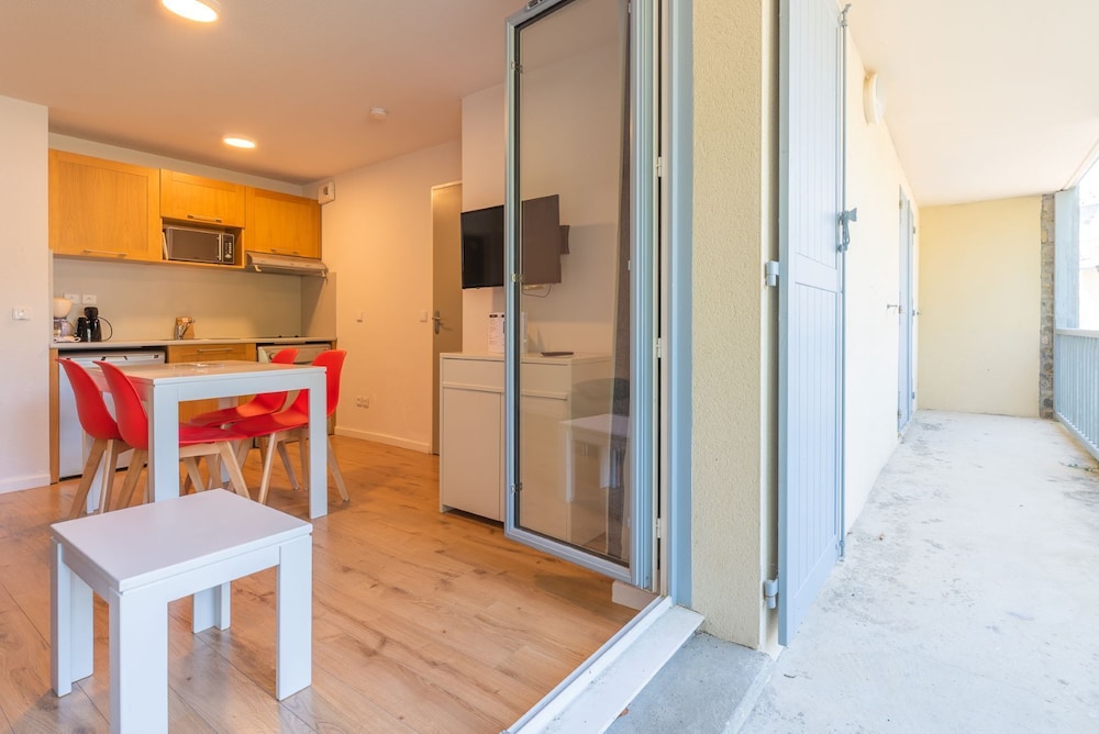 Standard Apartment photo 3