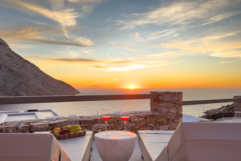 Deluxe Villa, 2 Bedrooms, Private Pool, Sea View photo 3