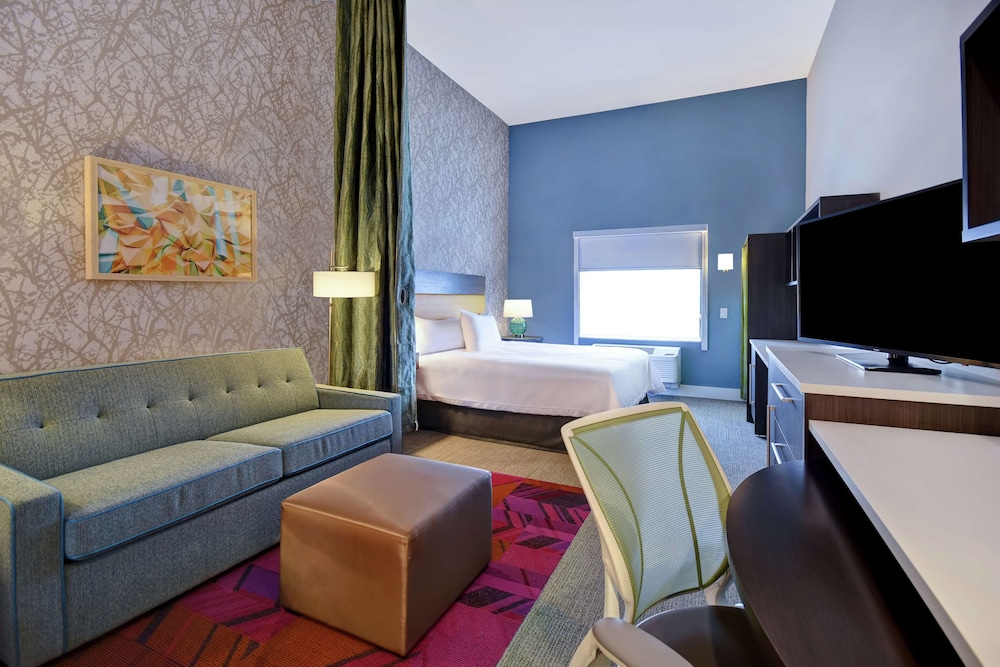 Studio, 1 King Bed, Accessible (Hearing)