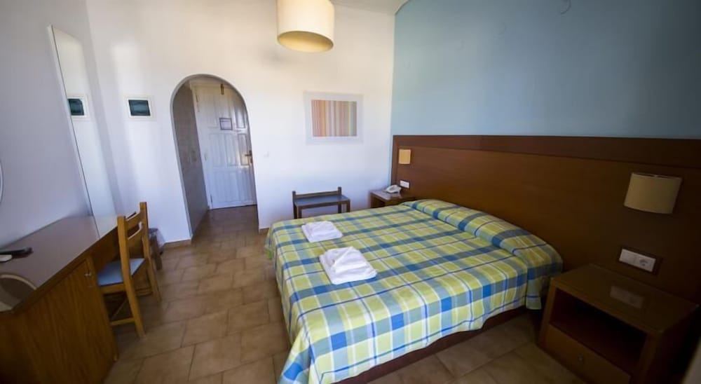 Double or Twin Room, Garden View, Ground Floor photo 2