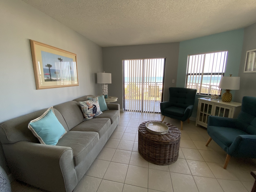 Gulf Front Condo 303 photo 1
