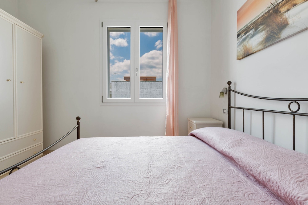 Comfort Apartment, 2 Bedrooms (1065) photo 2