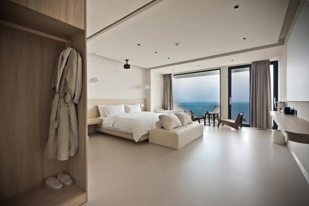 Deluxe Double Room, Patio, Sea View