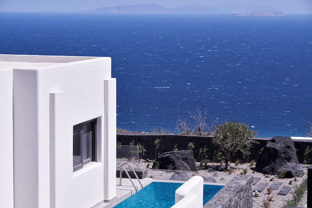 Honeymoon Suite with Private Pool, Sea View - Photo 5