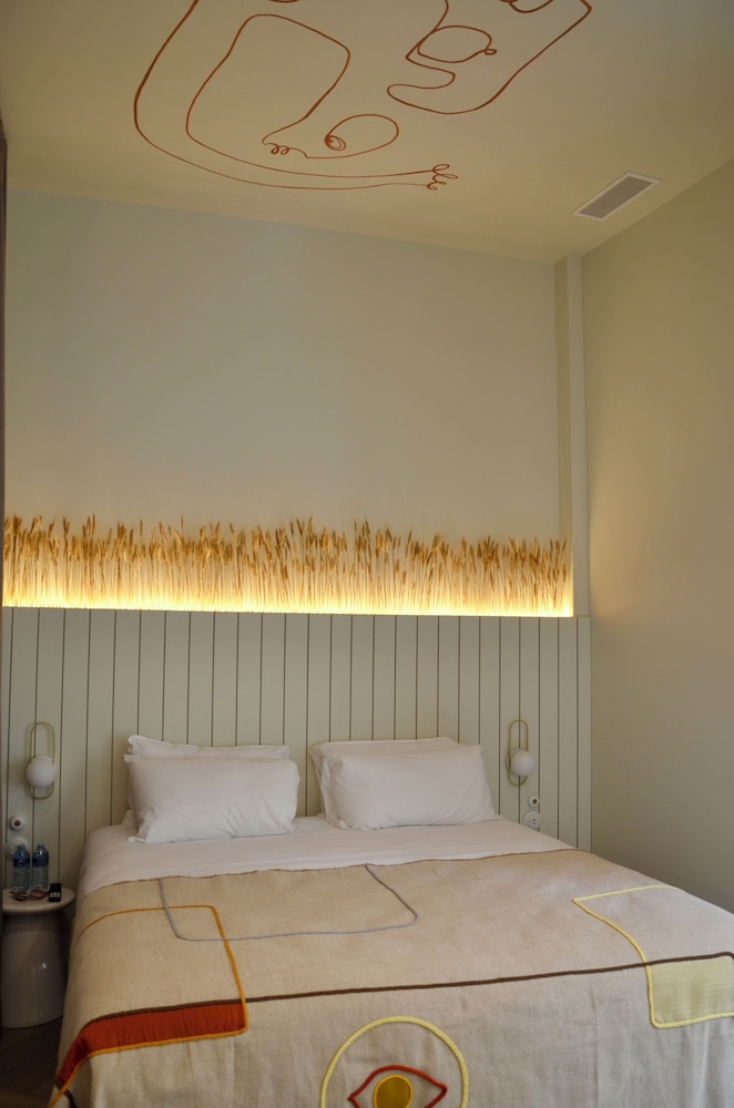 Exclusive Room, Courtyard View