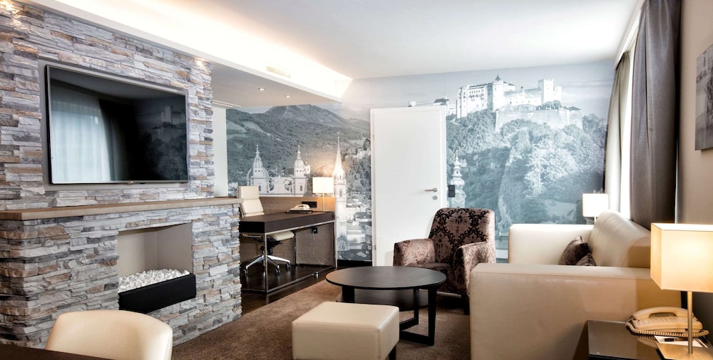 Business Suite thumbnail 6