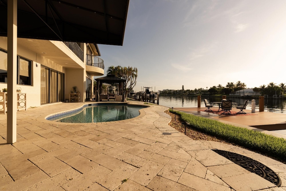 5 Bedroom Luxe Villa on Deep Water Intracoastal, 사진 68
