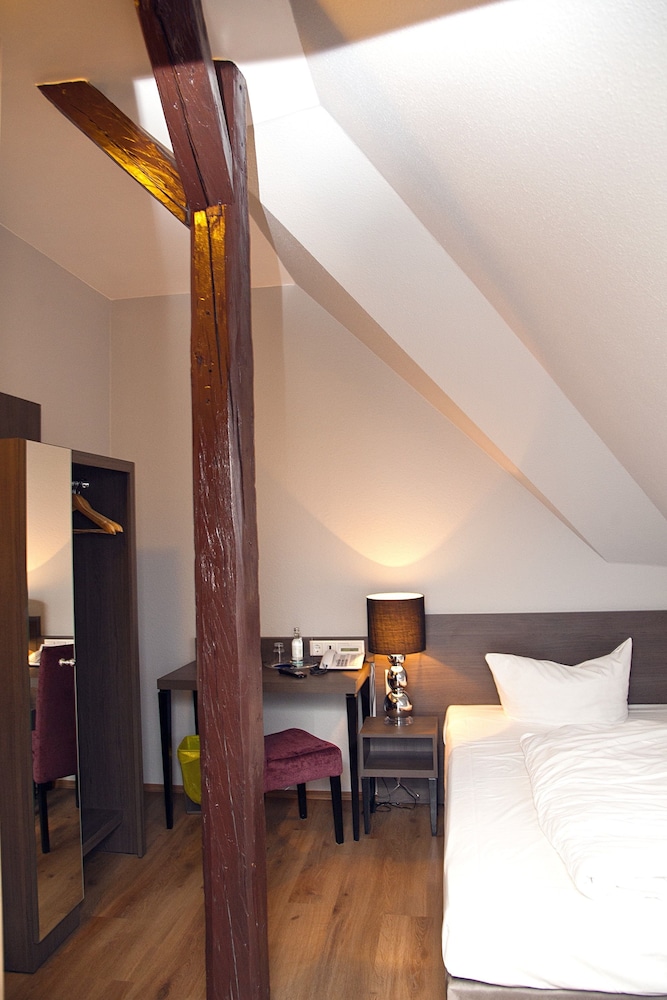 Standard Double Room photo 2