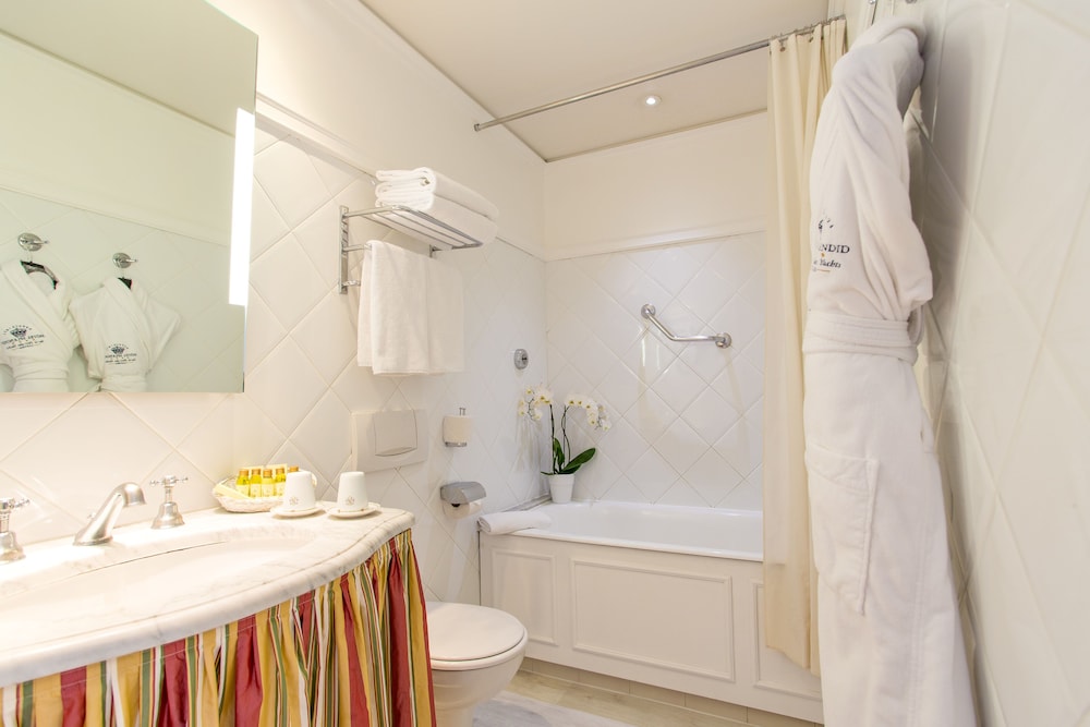 Superior Double or Twin Room, Sea View - Photo 4