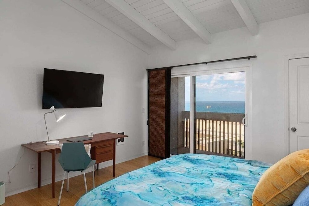 Condo, 2 Bedrooms photo 1