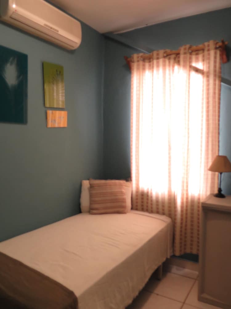 Standard Single Room, Shared Bathroom, Tower photo 1