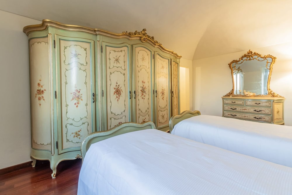 Antico Casale Vignale Stunning View and Pool, Billede 84