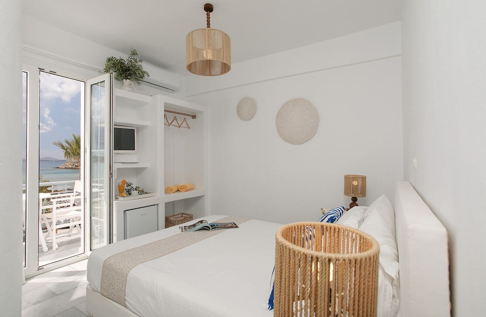 Standard Double Room, Sea View - Photo 8