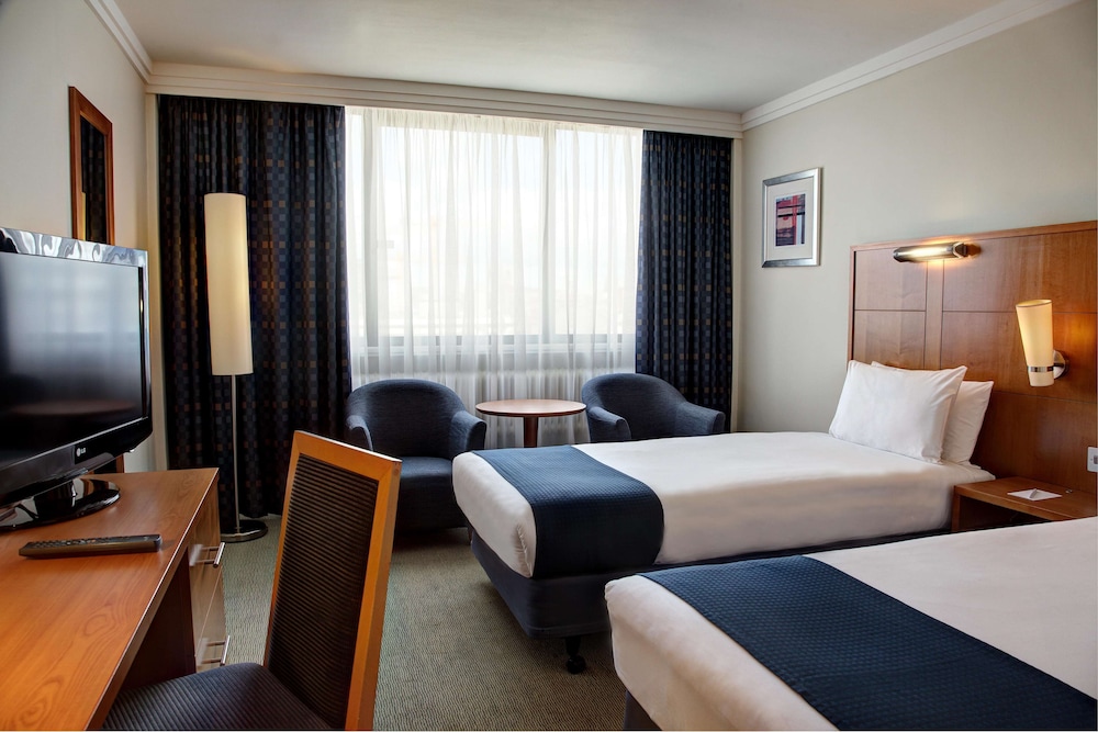 Standard Room, 2 Twin Beds, Non Smoking - Photo 1