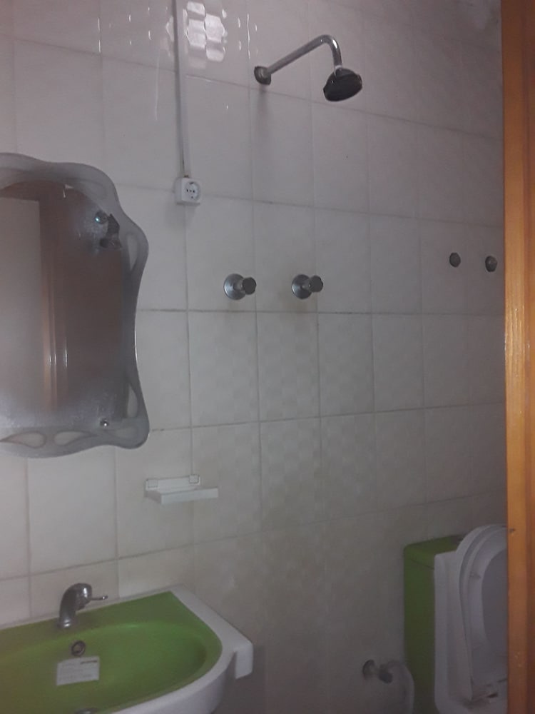 Standard Room - Photo 9