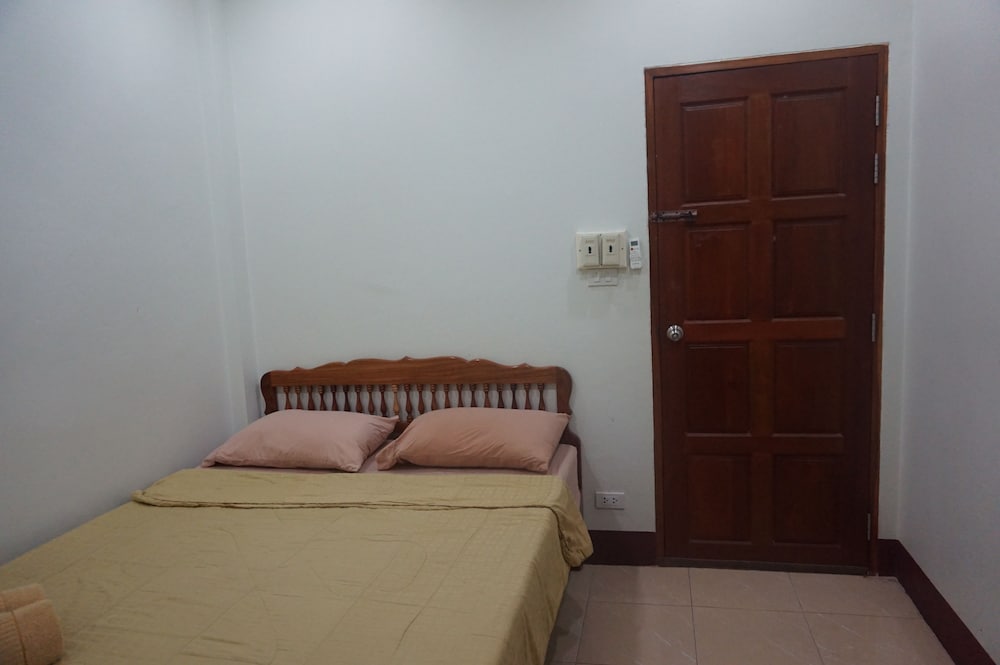 Standard Double - Hotel Building