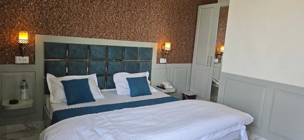 Luxury Room