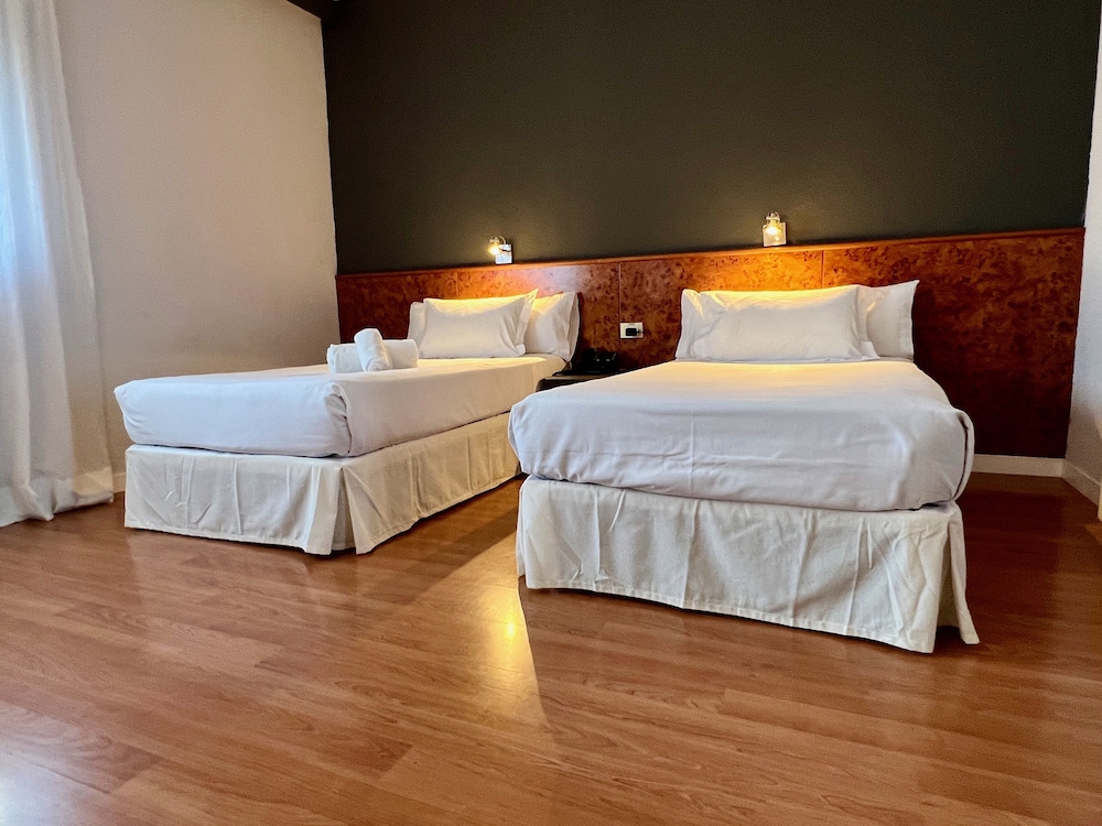 Family Triple Room photo 3