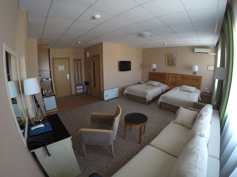 Superior Twin Room photo 1