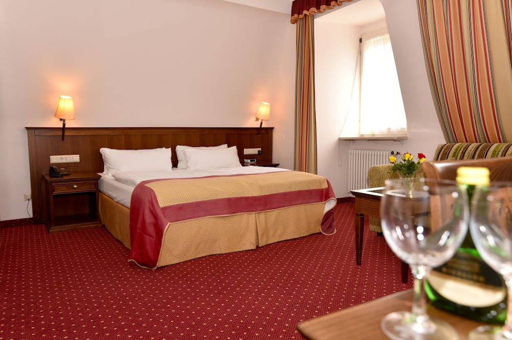 Superior Double Room with AC