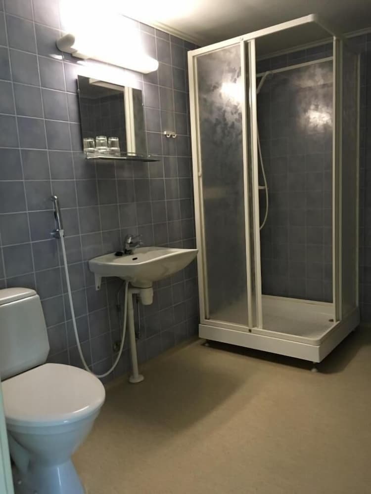 Guesthouse Twin Room In Separate Building photo 3