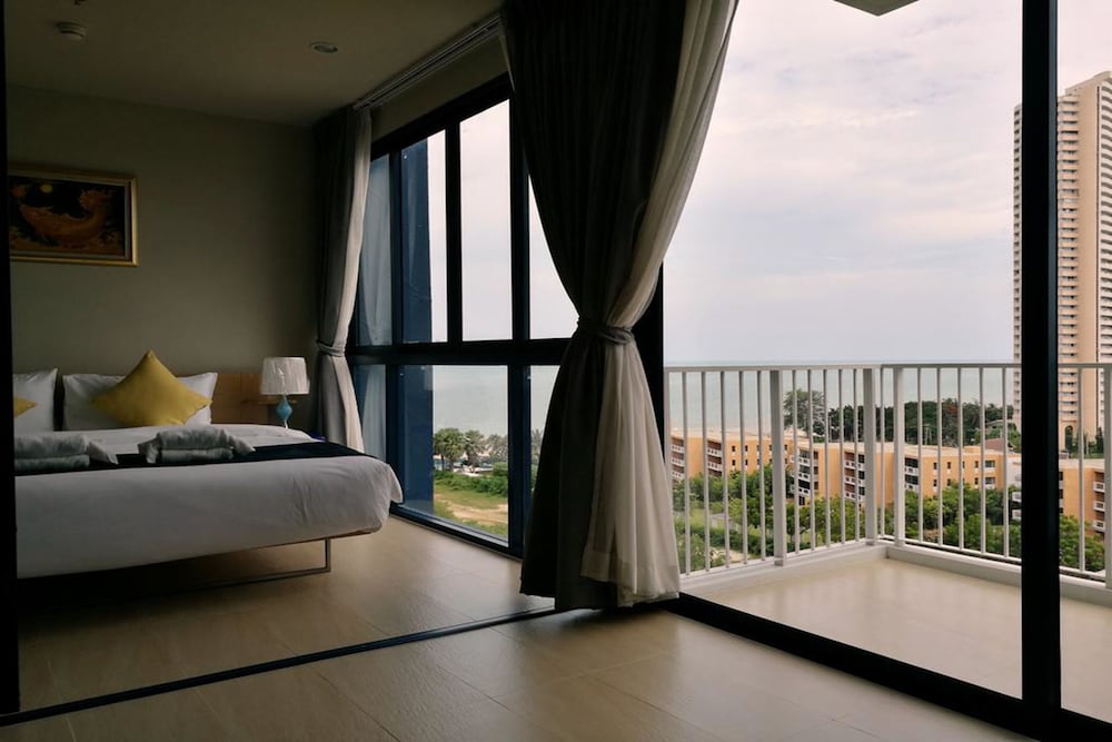 One Bedroom with Sea View photo 1