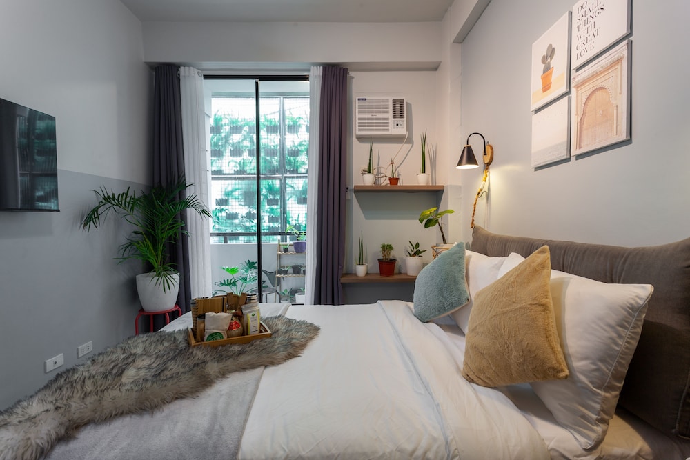 Exclusive Studio Suite photo 1