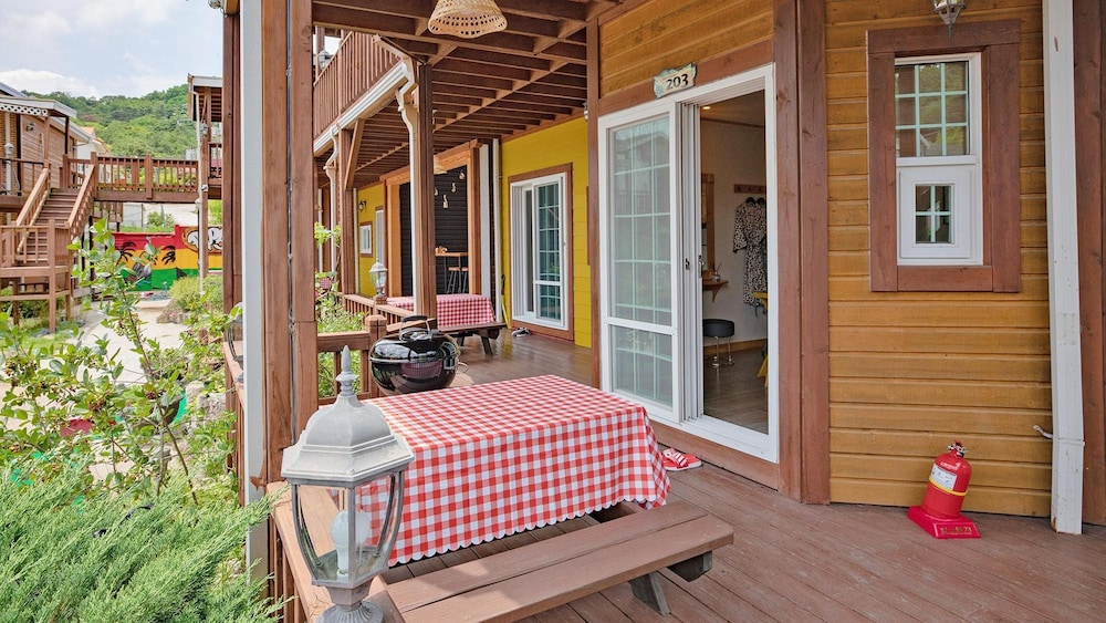 Basic Room, 1 Bedroom (203(with Pet,1st floor)) - Photo 6
