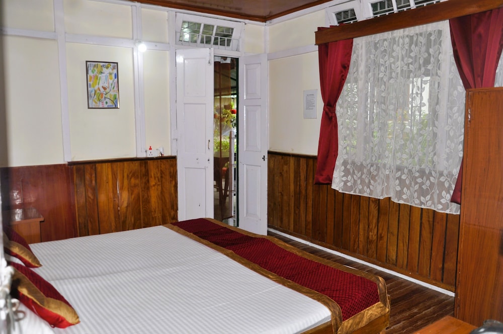 Basic Double Room, Courtyard View