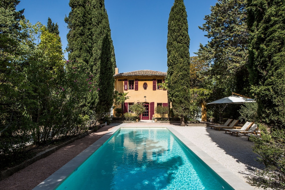 Villa 1726 photo 1