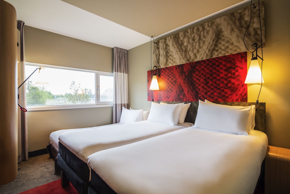 Superior Room, Multiple Beds - Photo 1
