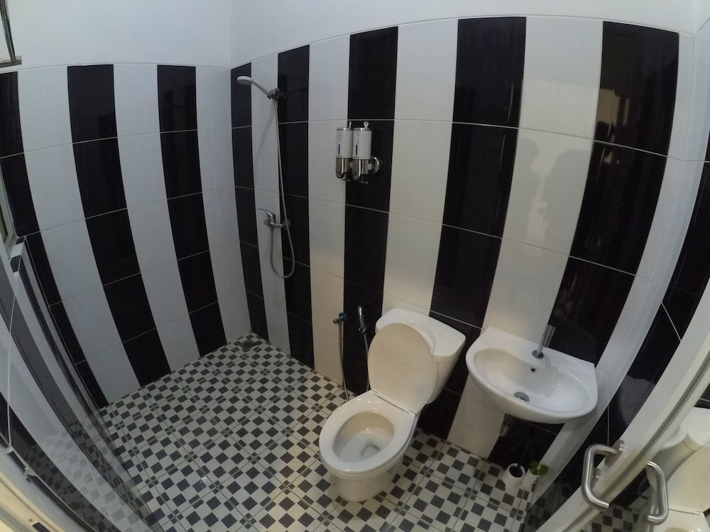Deluxe Triple Room photo 3